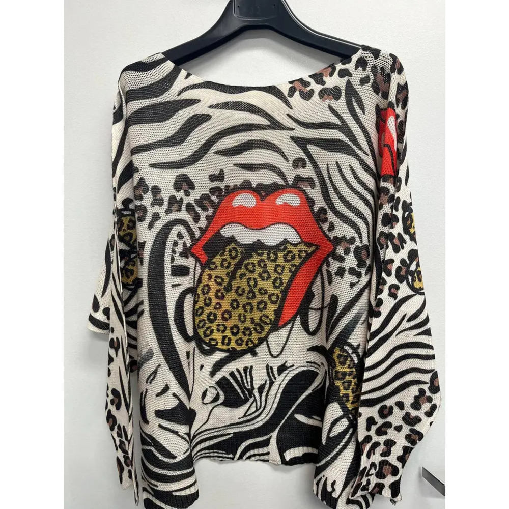 L85 Loowie Lip Animal Round Neck Knit Printed Sweater One Size